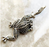 Frog Dark Green Cubic Zirconia on Silver Plated Necklace Gorgeous