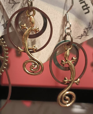 Gecko lizard 2 copper rings earrings