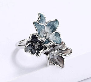 Flowers Soft Blue Grey Artful Ring