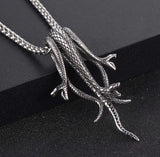 3 Snakes Necklace