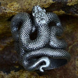 Snake Tight Twist Ring